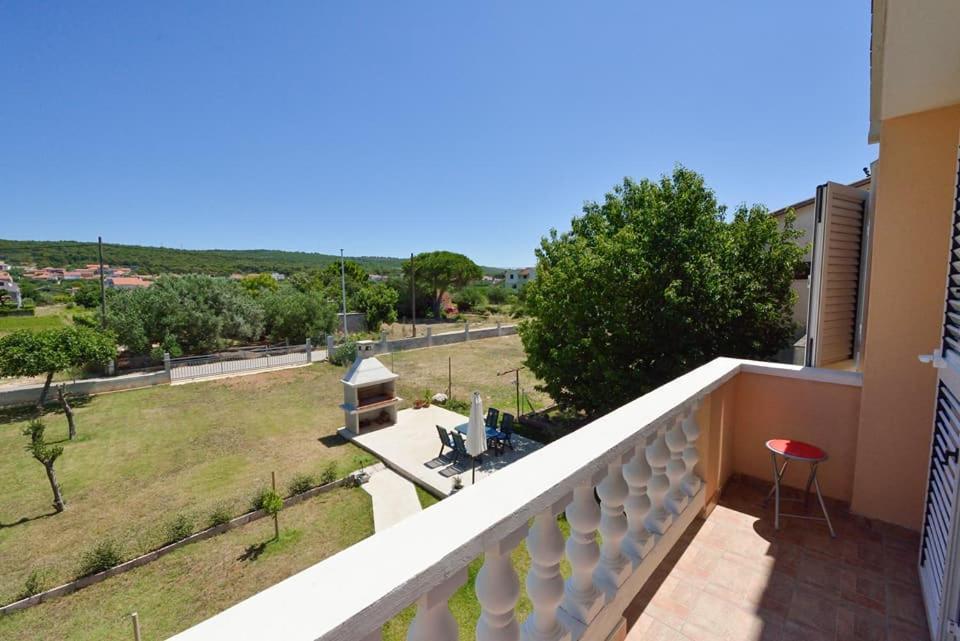 Sreca Apartment Near Beach With Bbq Bibinje Exterior photo
