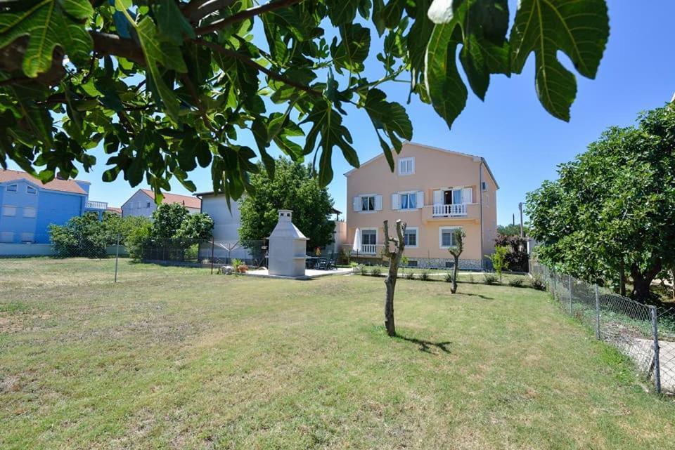 Sreca Apartment Near Beach With Bbq Bibinje Exterior photo